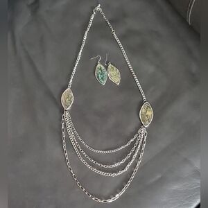 ABALONE Pierced EARRINGS & NECKLACE SET Mother Of Pearl